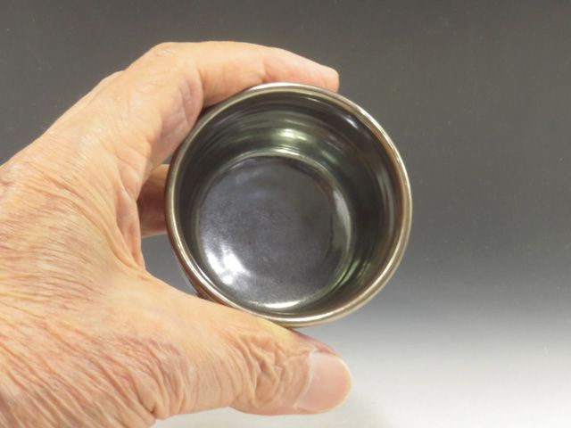 Echizen-Yaki (Fukui) Yawaragi-Kobo Pottery Sake cup 