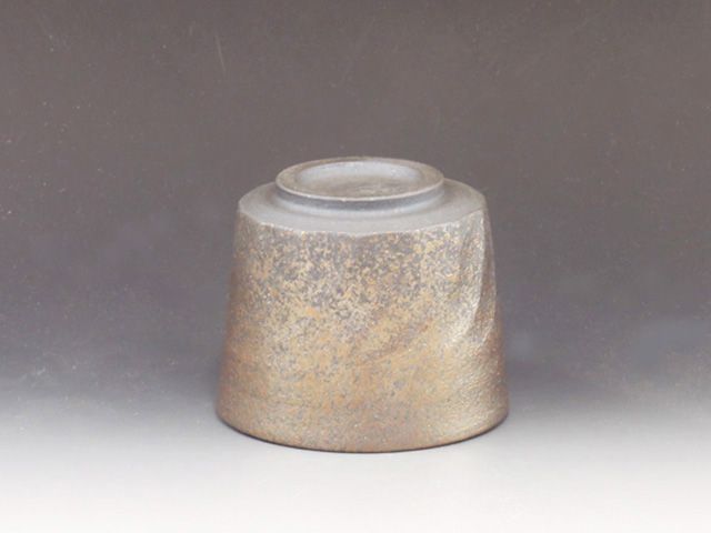Echizen-Yaki (Fukui) Yawaragi-Kobo Pottery Sake cup