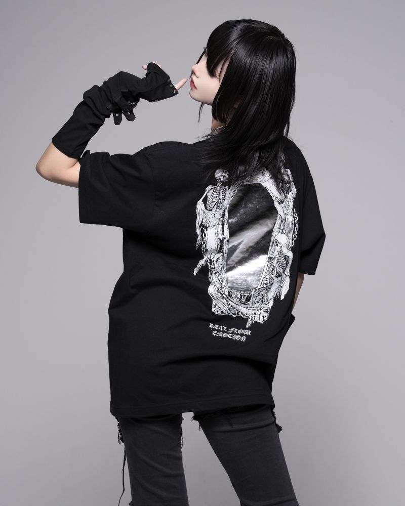 [REFLEM] Hologram Skull Printed T-Shirt