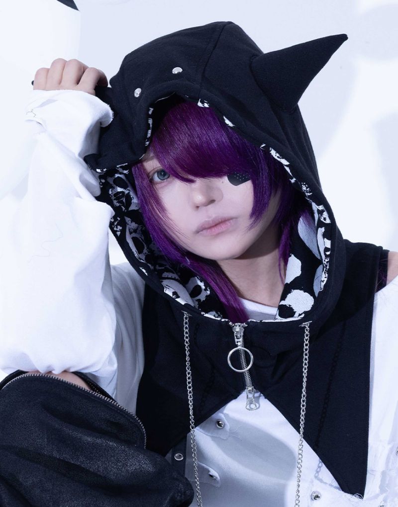 [Gamchu] “Please Measure My Height Up to the Tips of My Horns.” High-Neck Detachable Hood