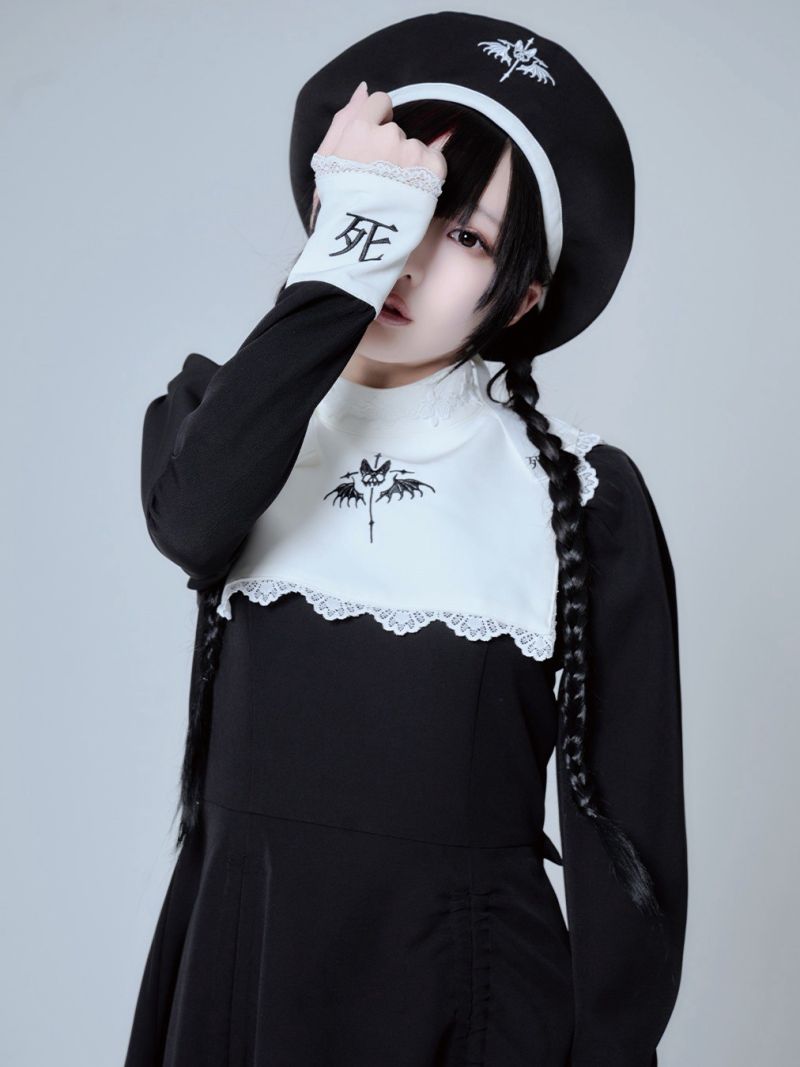 [Grrr the Lipper] Sister Beret