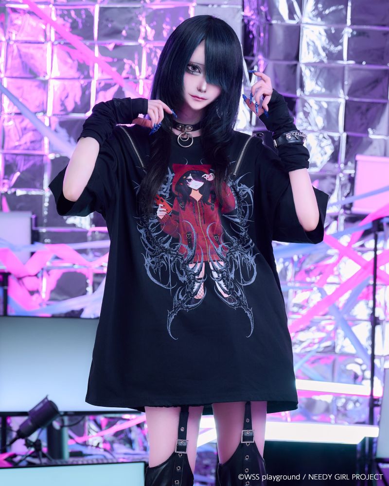 [TRAVAS TOKYO × NEEDY GIRL OVERDOSE] Ame-chan Graphic T-Shirt